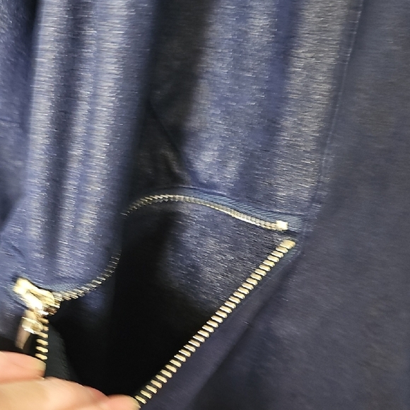 Chico's Size 16-18 Edgy Navy With Gold Shimmer Jacket Lace Up Sleeve Detail - Picture 6 of 9